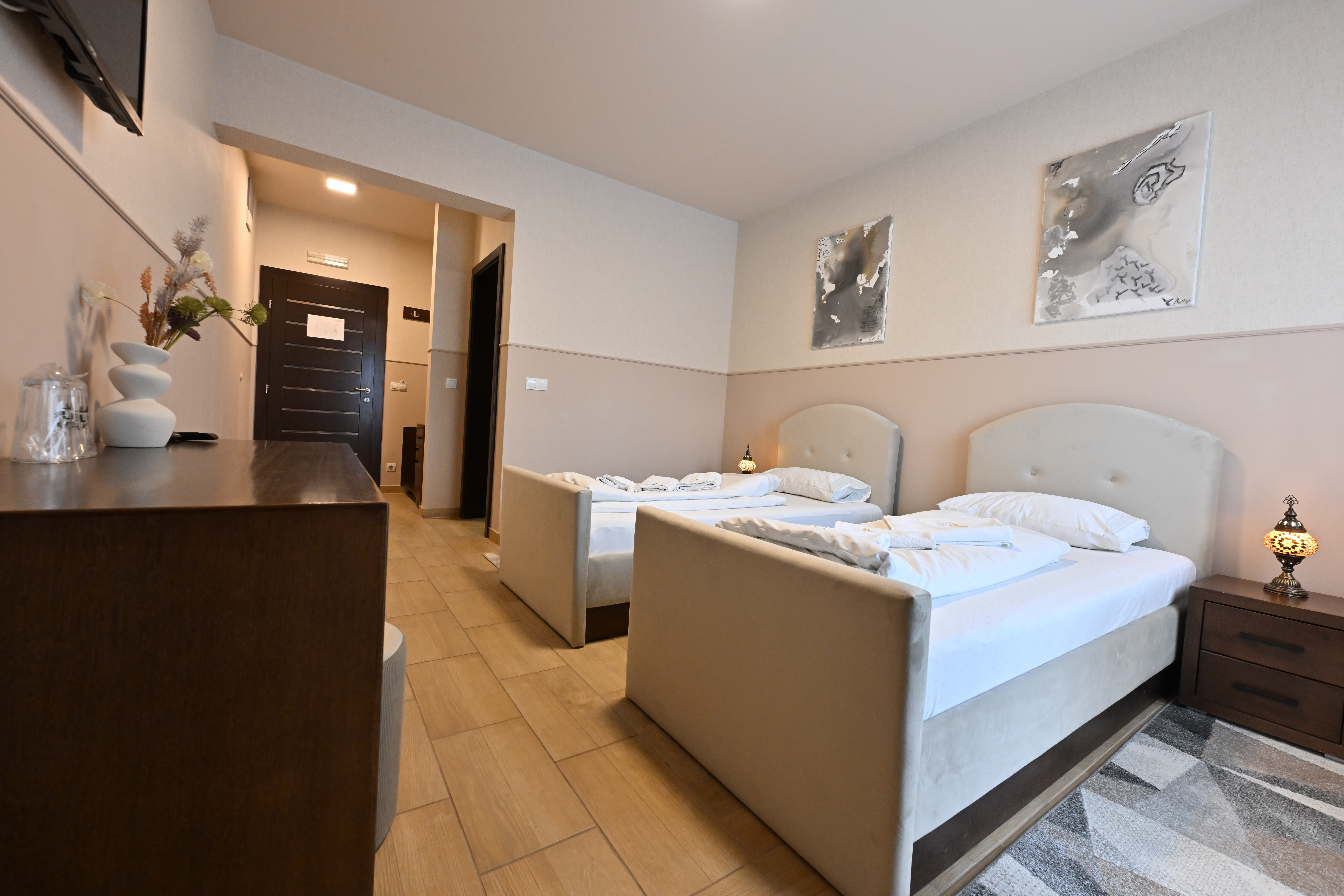 Luksuzna soba 102 sa balkonom – slika 12