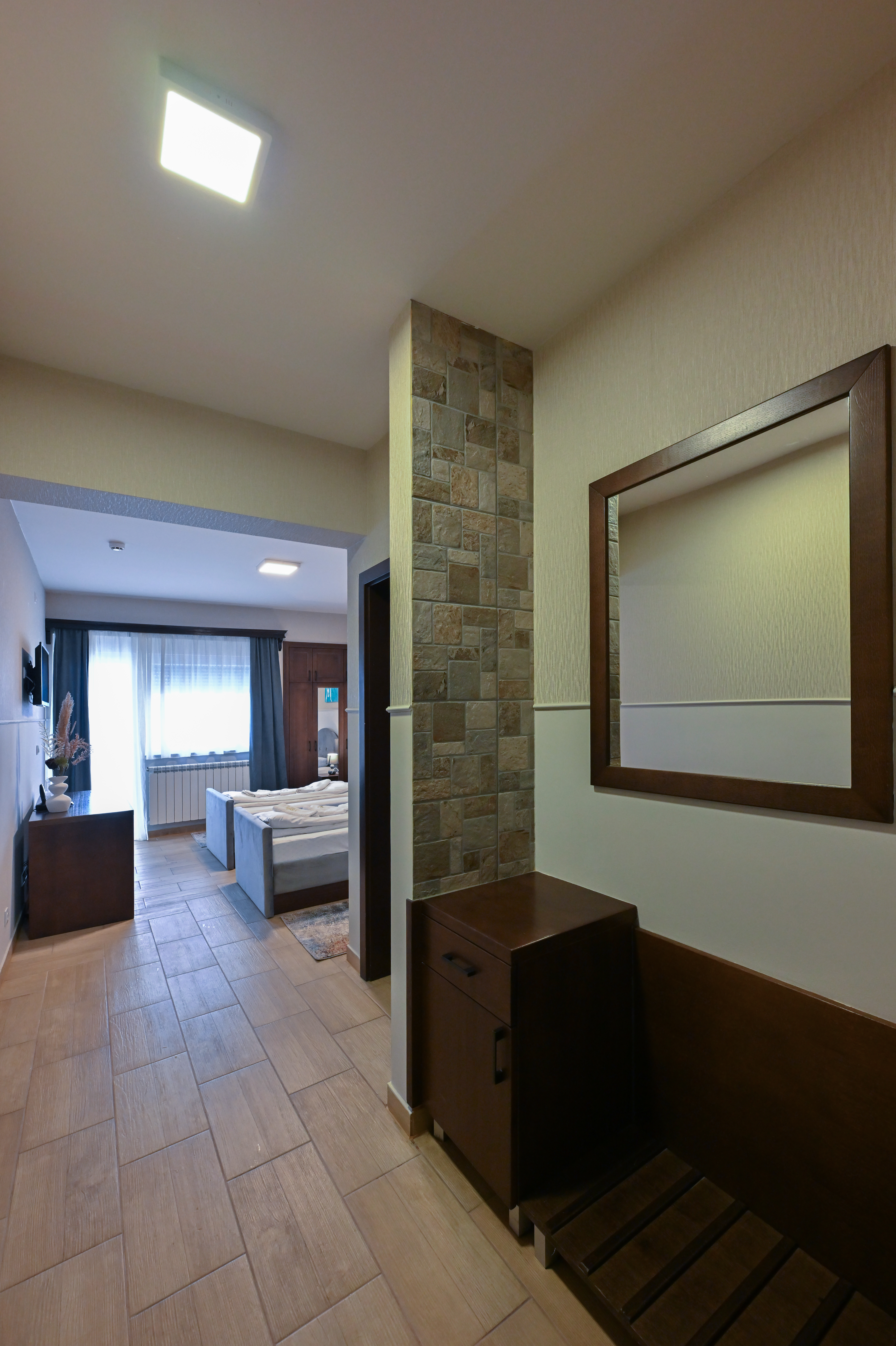 Luksuzna soba 103 sa balkonom – slika 9