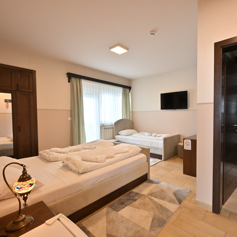 Trokrevetna soba 109 – slika 3