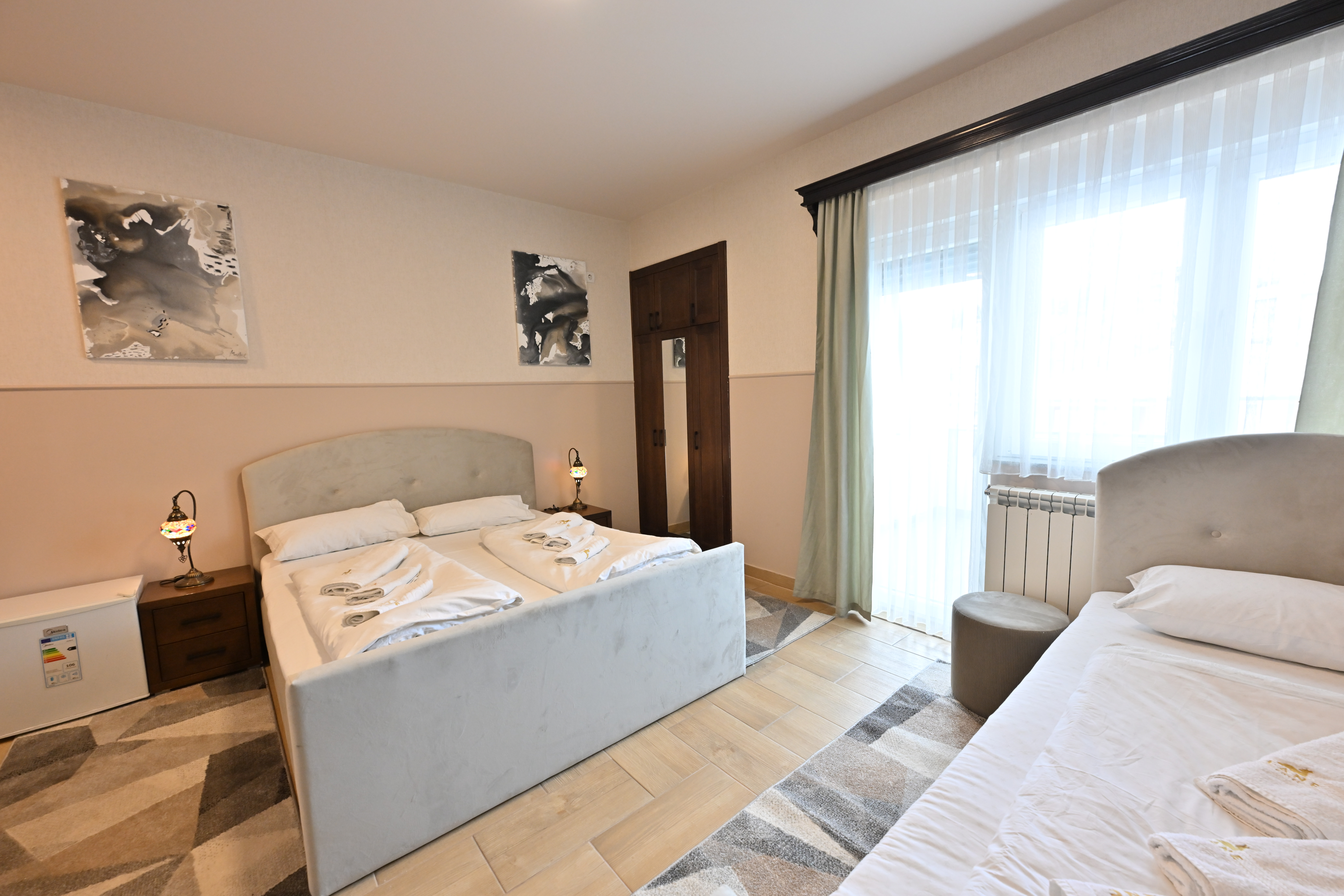 Trokrevetna soba 109 – slika 17